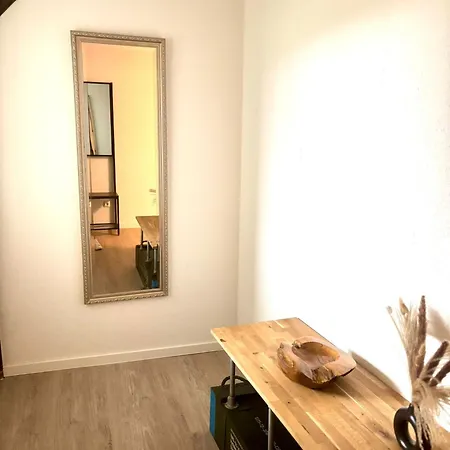 3-zimmer In Magdeburg, Ruhig Und Stilvoll Daire Magdeburg