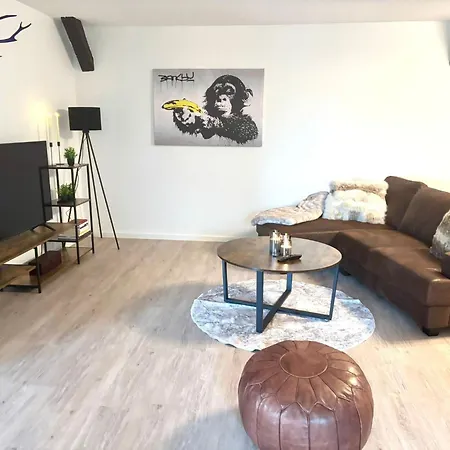 3-zimmer In Magdeburg, Ruhig Und Stilvoll *