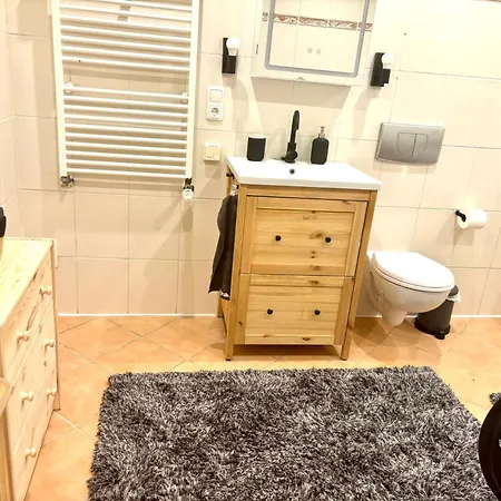 3-zimmer In Magdeburg, Ruhig Und Stilvoll