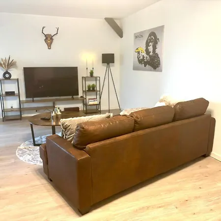 3-zimmer In Magdeburg, Ruhig Und Stilvoll Magdeburg