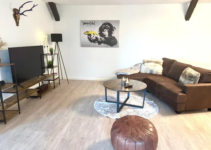 3-zimmer In Magdeburg, Ruhig Und Stilvoll *