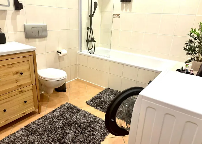 3-zimmer In Magdeburg, Ruhig Und Stilvoll *