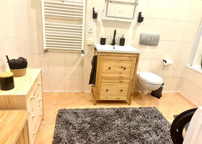 3-zimmer In Magdeburg, Ruhig Und Stilvoll