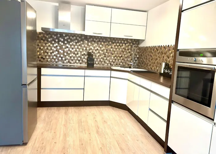 3-zimmer In Magdeburg, Ruhig Und Stilvoll Magdeburgo